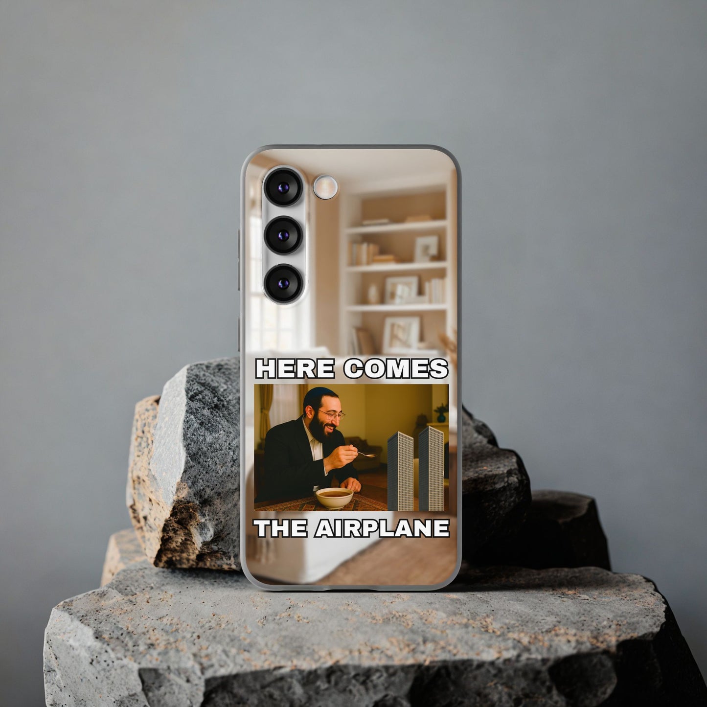 Here comes the airplane